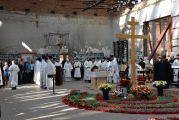 Епископ Леонид возглавил Божественную литургию в стенах школы №1 г. Беслана в 12-ю годовщину террористического акта